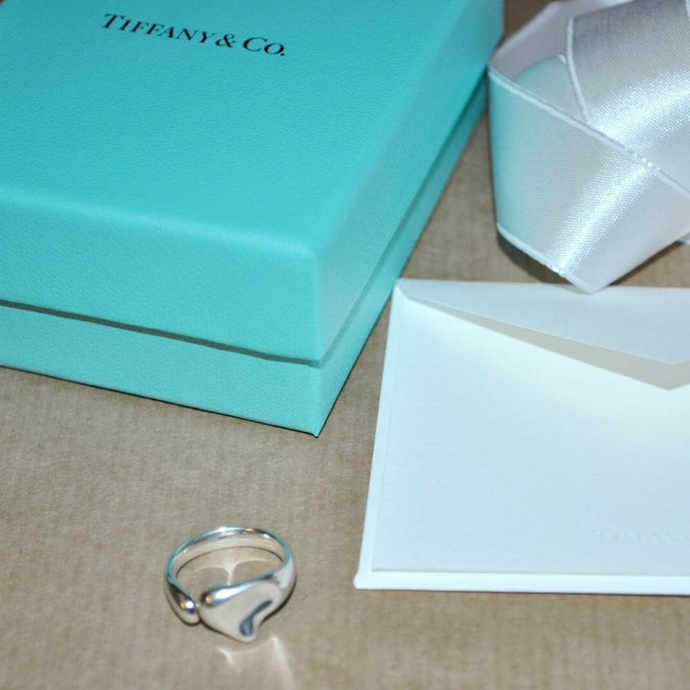 TIFFANY & CO Elsa Peretti Silver Full Heart Ring 6 - Picture 1 of 2